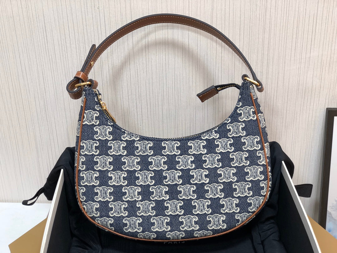 Top Quality Ava Bag In Triomphe Canvas Denim For Women 9in/23cm