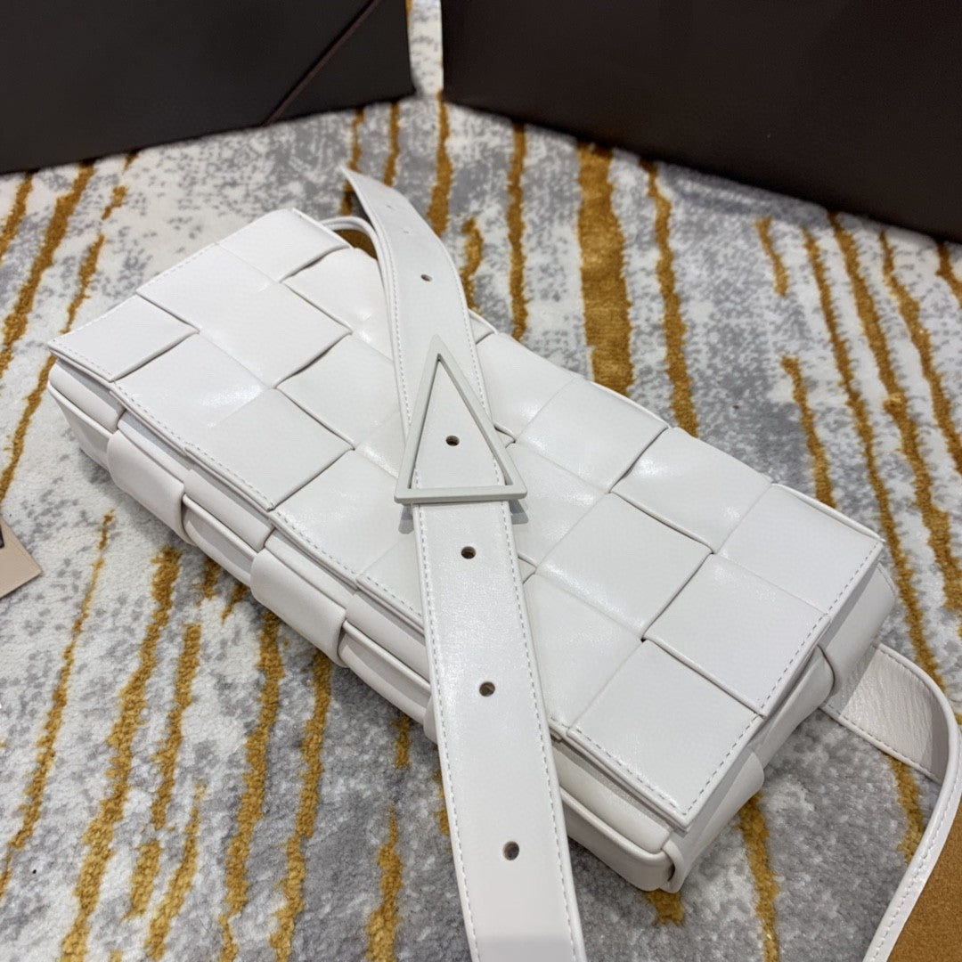 Top Quality Brick Cassette Bag For Women 11in/28cm In White