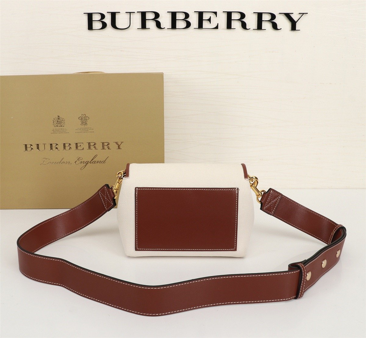 EN - New 1:1 rep  Bags BBR 018