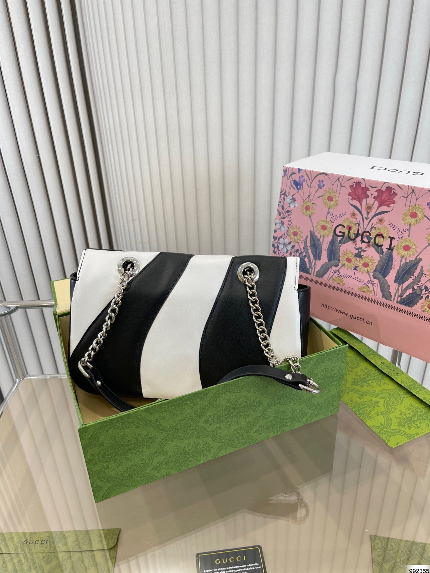 EN - New 1:1 rep  Bags GCI 522