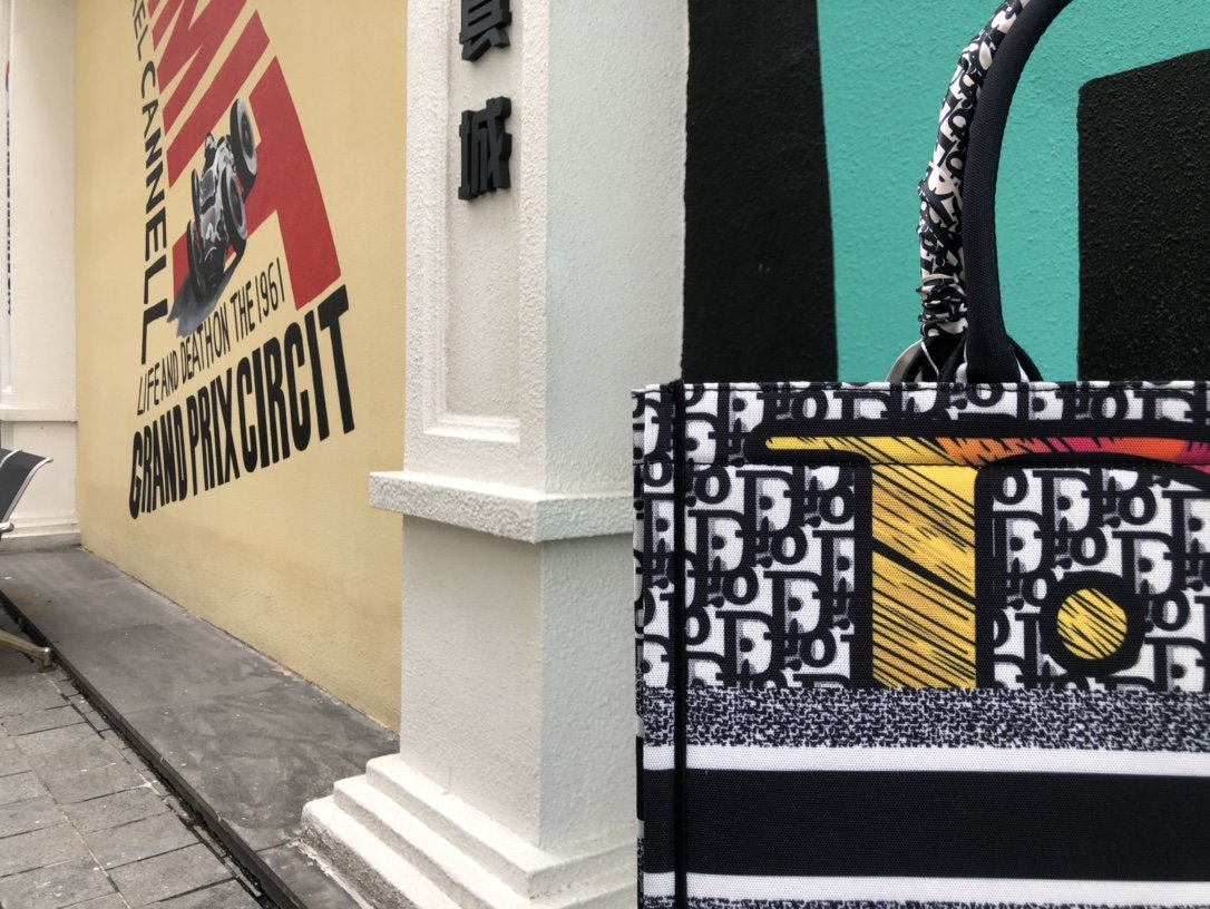 EN - New 1:1 rep  Bags DIR 233