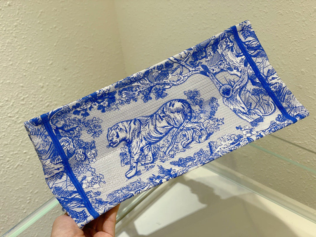 Top Quality MeTop Qualityum Book Tote Blue, For Women, Womens Handbags 14in/36cm CD