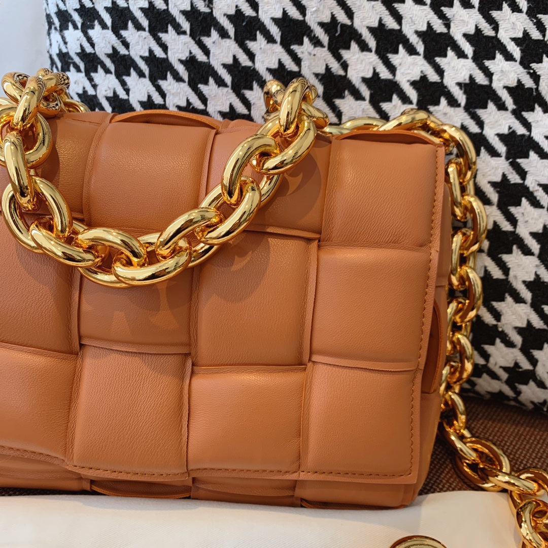 Top Quality Chain Cassette Brown, For Women, Women’s Bags 10.2in/26cm