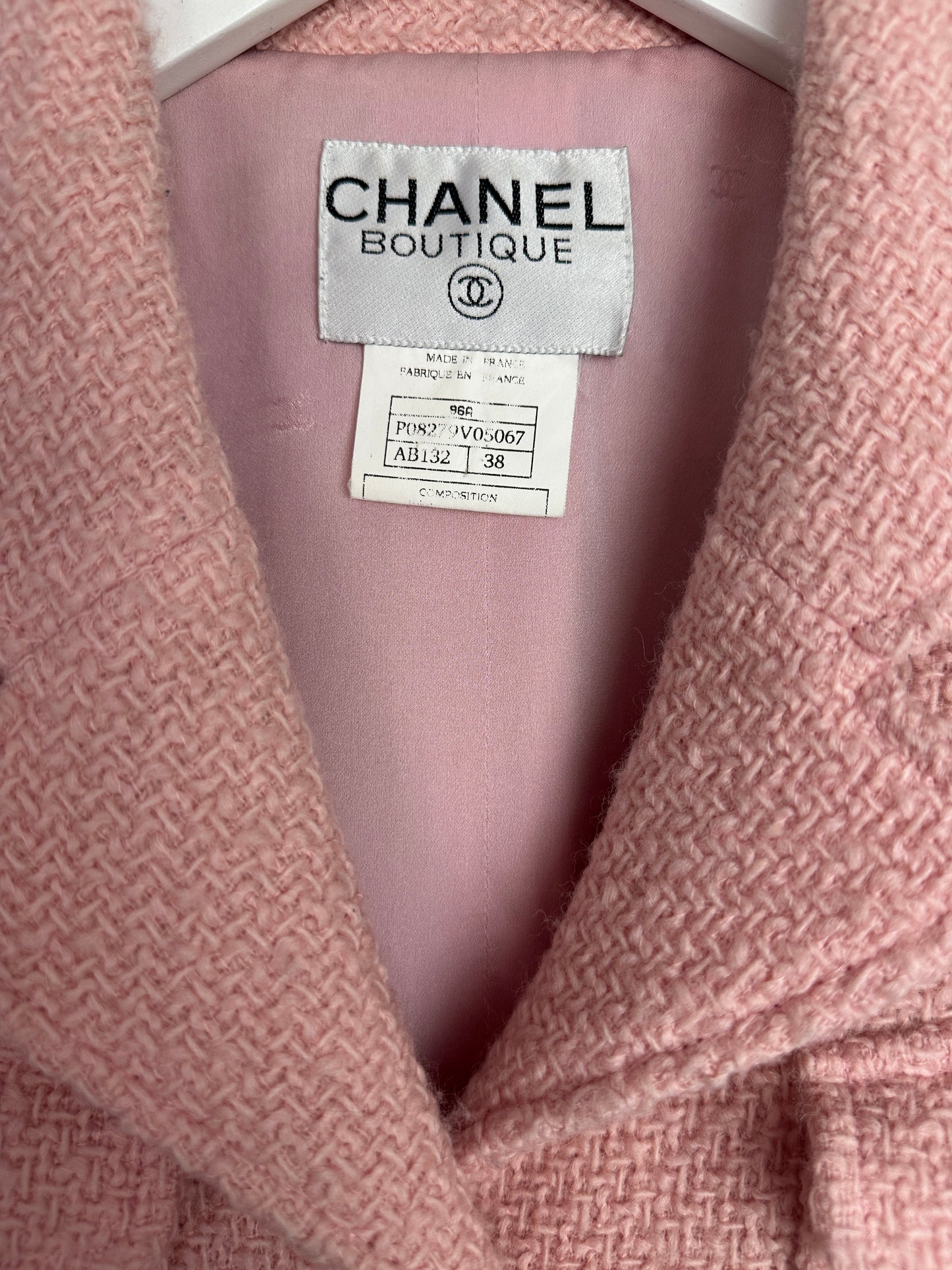 Chanel 96/A   Pastel Pink Tweed Jacket with Gold Gripoix Buttons and Pocket Details FR 38 (UK 10)