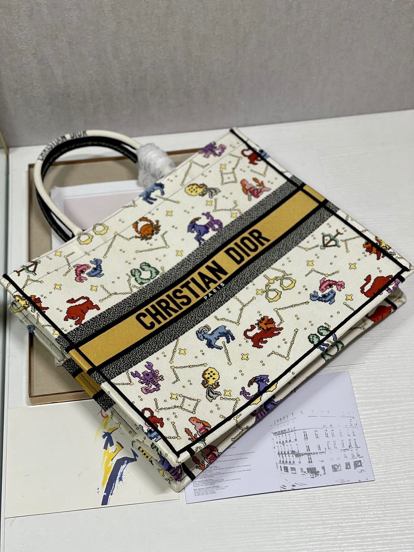 Top Quality Large Book Tote White, For Women, Womens Handbags 16.5in/42cm CD M1286ZRTY_M941