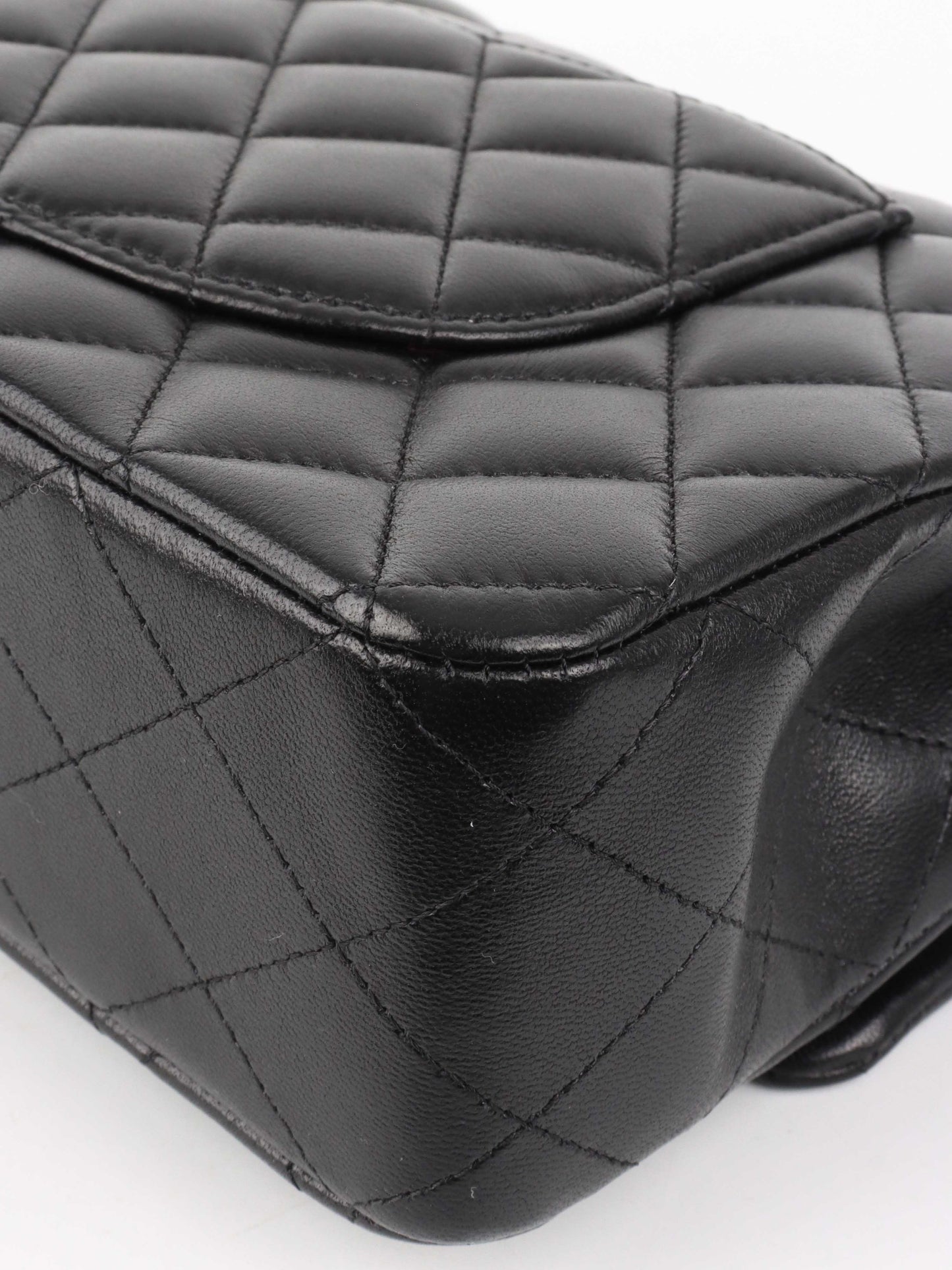 Chanel Black Medium Lambskin Classic Flap SHW.