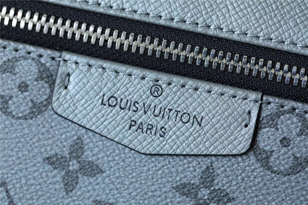 Top Quality Top Qualityscovery PM Backpack Monogram/Taiga Gunmetal Gray For Men, Bags, Backpack 15.7in/40cm Top Quality M30835