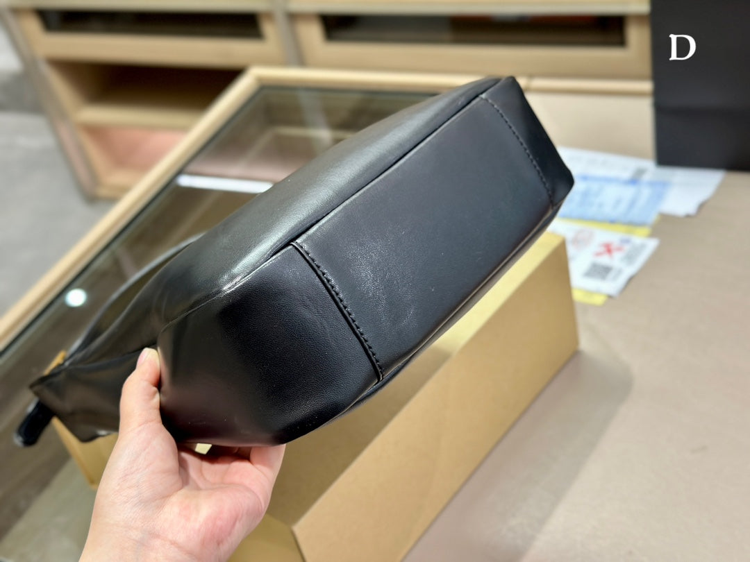 EN - New 1:1 rep  Bags SLY 369