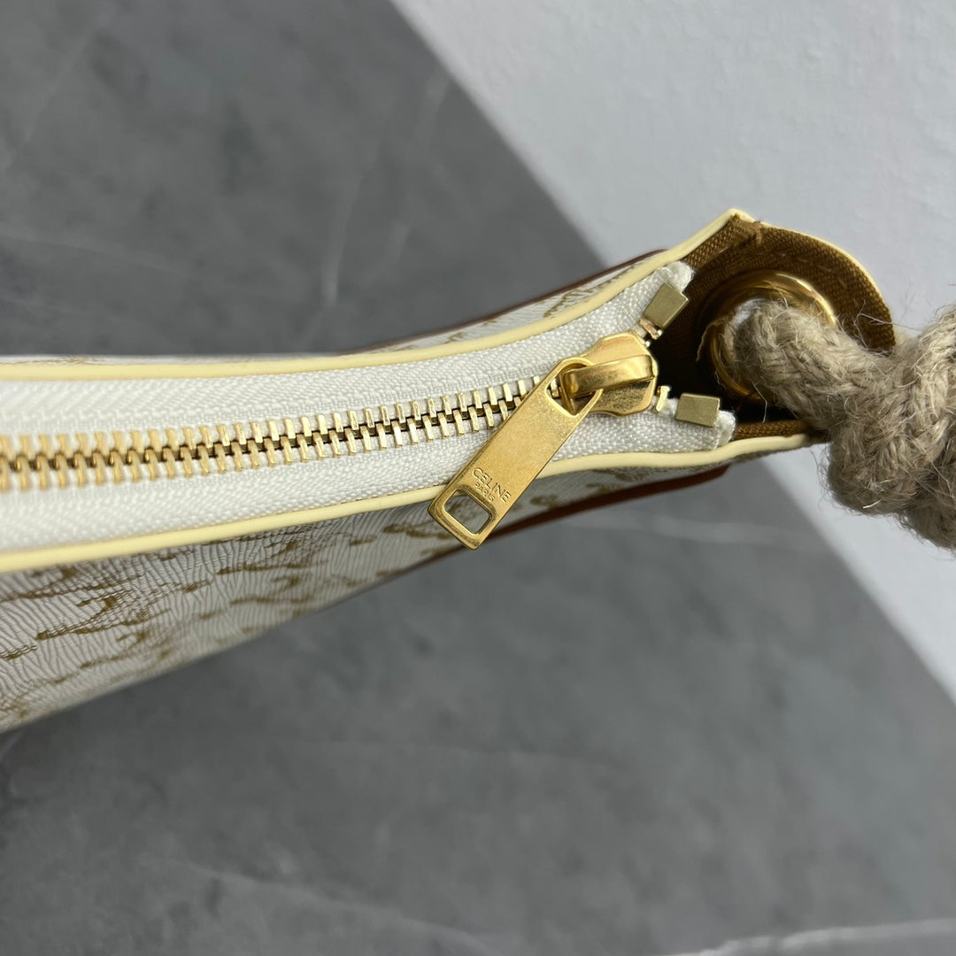Top Quality MeTop Qualityum Ava Chain In Triomphe Canvas White For Women 10in/25cm