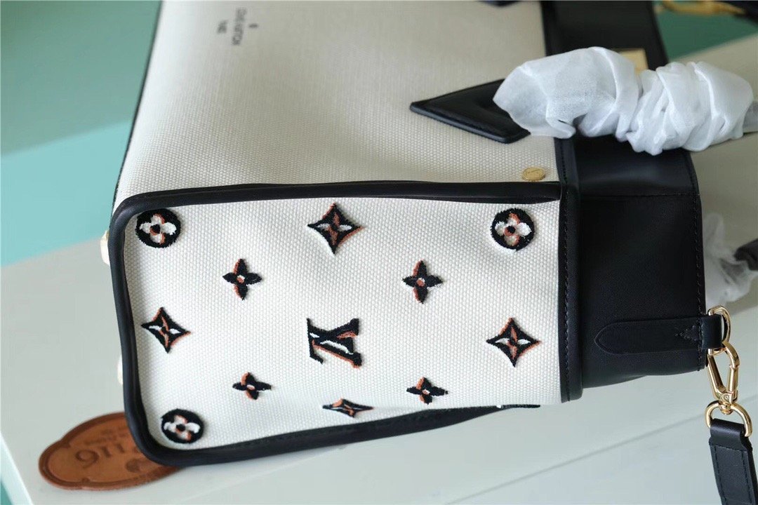 Top Quality On My Side MM Bag Monogram Flower For Women 31cm/12.2 Inches Caramel Black Top Quality M59842
