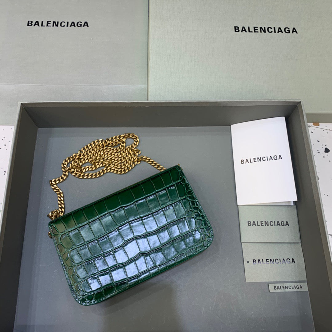 Top Quality Croc Embossed Patent B Bag With Chain In Green, For Women,  Bags 7.9in/20cm