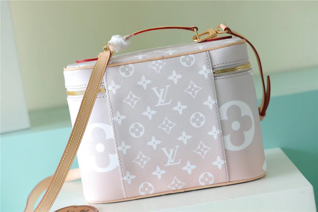 Top Quality Nice BB Monogram Light Pink For Women, Womens Bags, Shoulder And Crossbody Bags 9.4in/24cm Top Quality