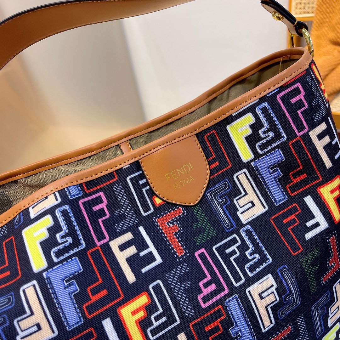 EN - New 1:1 rep  Bags FEI 194