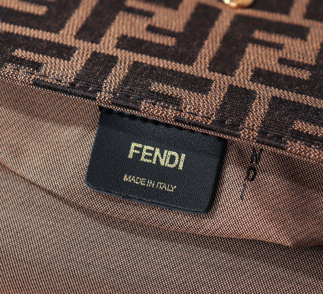 EN - New 1:1 rep  Bags FEI 068