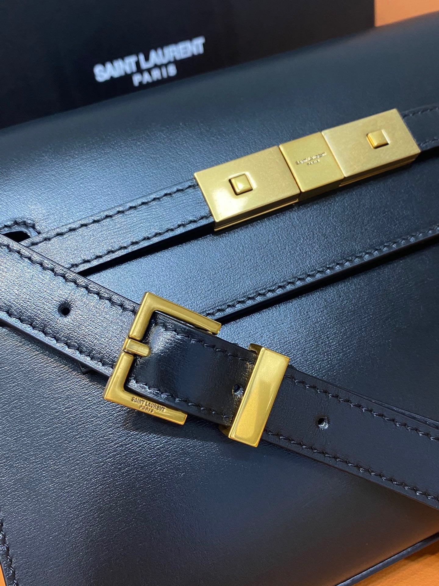 YSSL Manhattan Small Shoulder Bag Black For Women 9in/24cm YSL 6756260SX0W1000