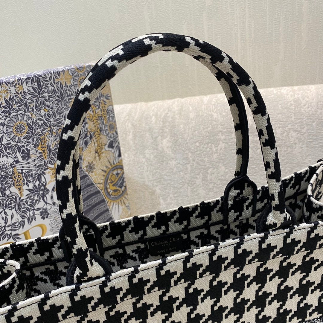 Top Quality Large Book Tote Black Houndstooth Embroidery, Black/White, For Women Womens Handbags, Shoulder Bags, 42cm CD