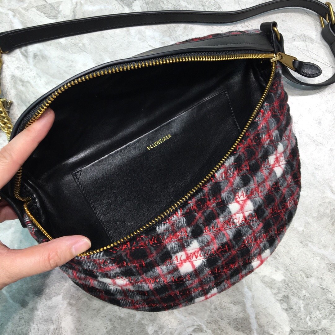 Top Quality Souvenir XXS Belt Bag In Checkered Red, For Women,  Bags 11.8in/30cm