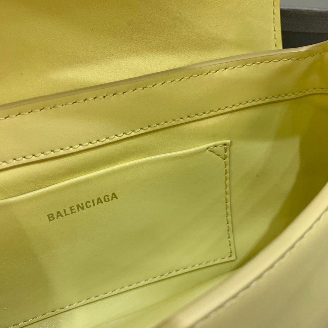 Top Quality XX Small Flap Bag Box Yellow, For Women,  Bags 10.6in/27cm 6956452109A7408