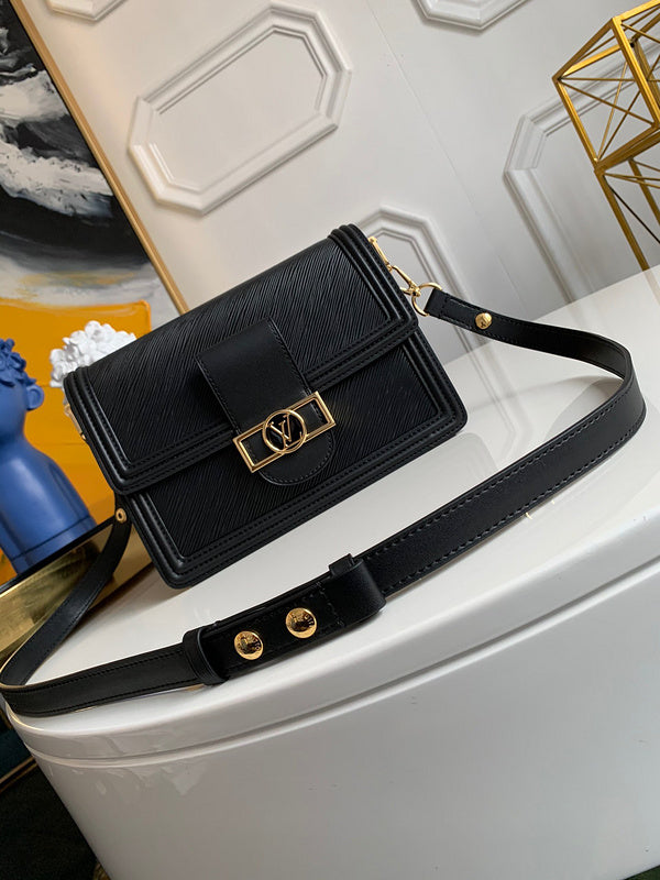 Louis Vuitton Luxury Bags 1826