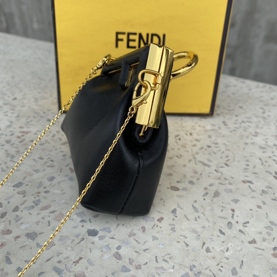 Top QualityTop Quality Nano Top QualityTop Qualityrst Charm Black Bag For Woman 10cm/4in