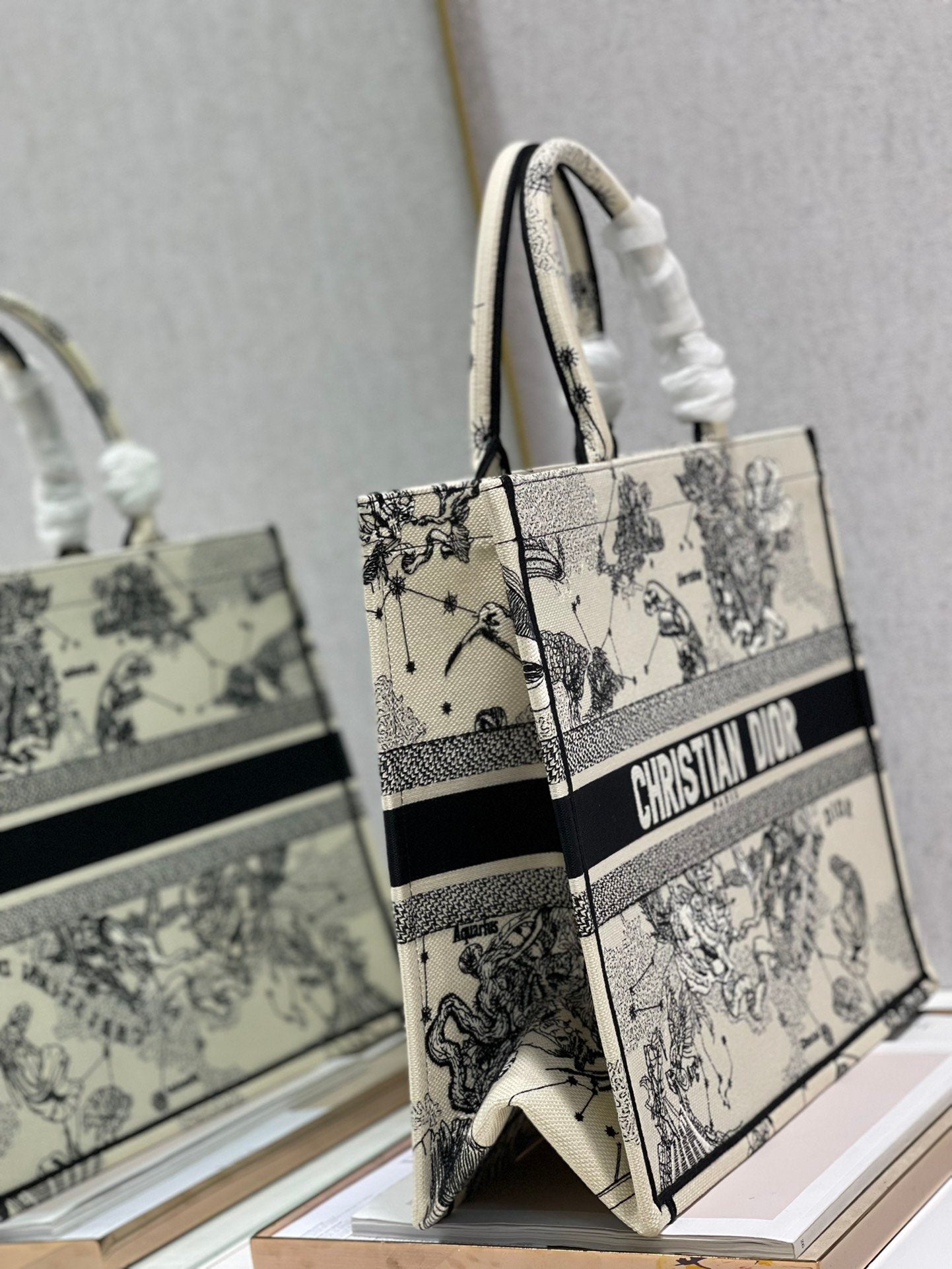 Top Quality Large Book Tote ZoTop Qualityac Embroidery, Black/Beige, For Women Womens Handbags, 41cm CD