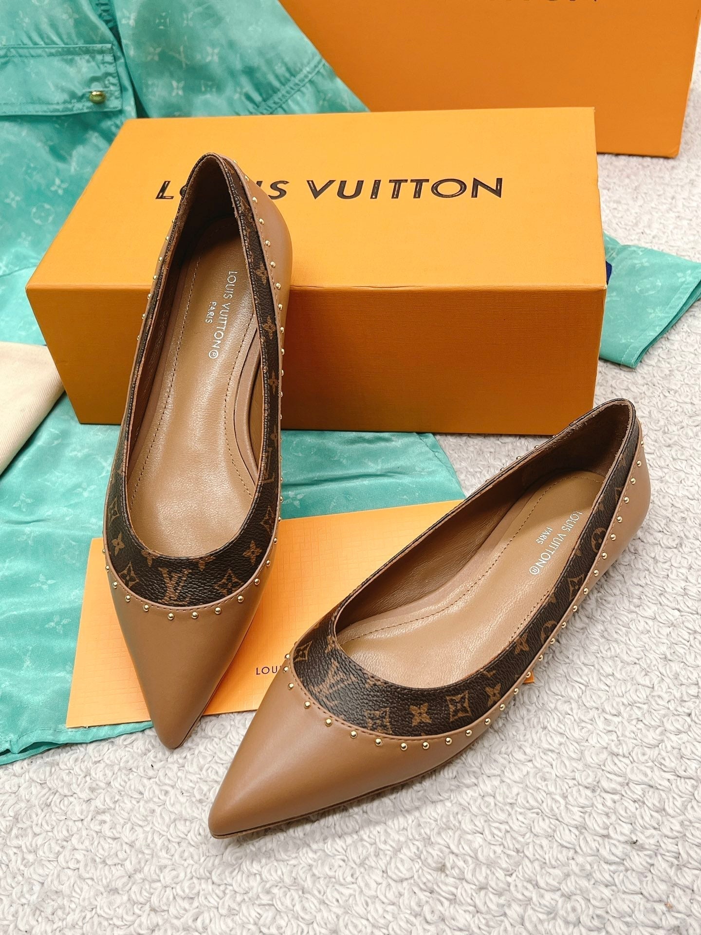 New 1:1 rep LUV High Heel Shoes 045