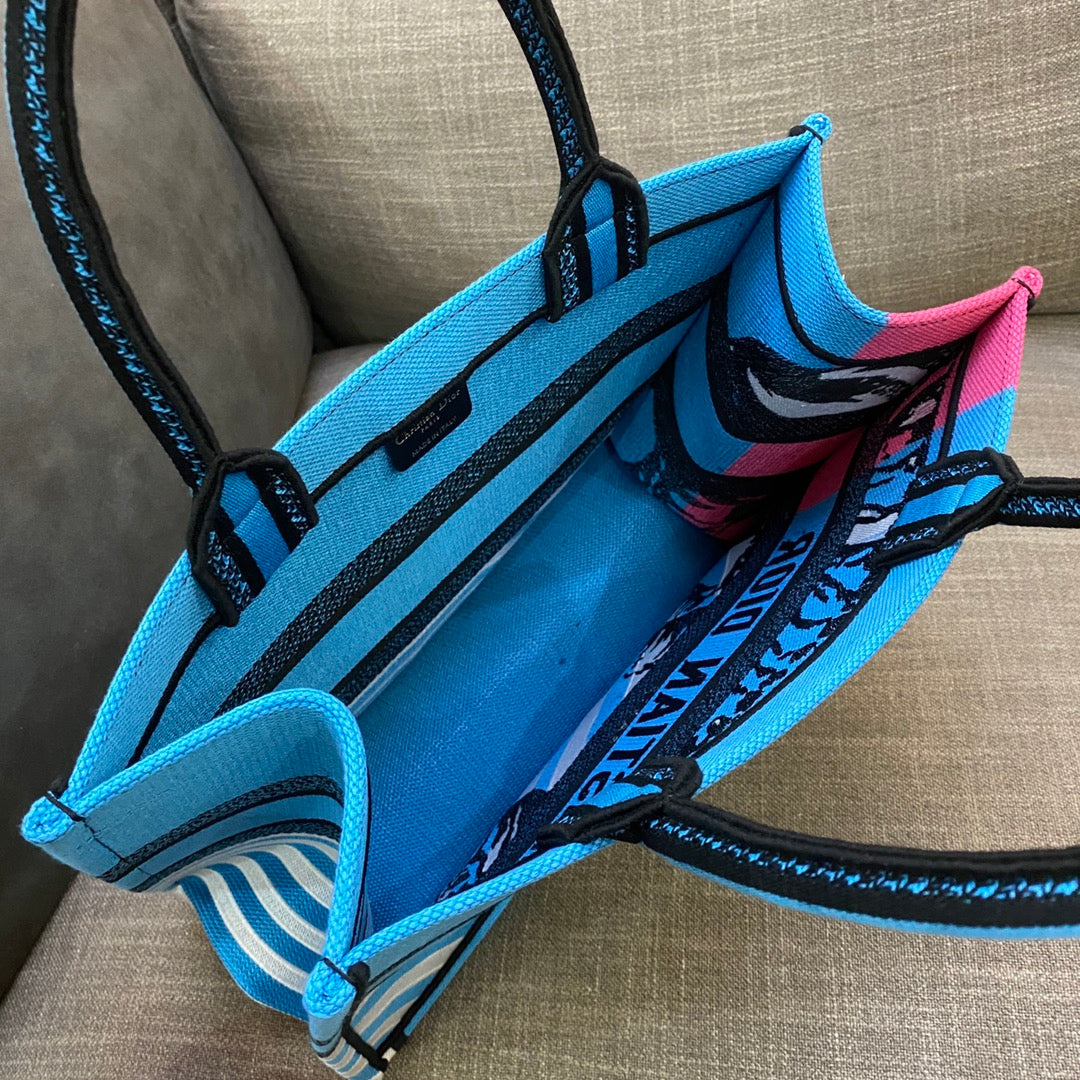 Top Quality MeTop Qualityum Book Tote Bright Blue and Bright Pink D-Jungle Pop Embroidery, Blue/Pink, For Women Womens Handbags, 36cm CD M1296ZRON_M888