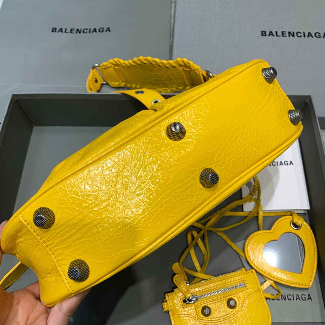 Top Quality Le Cagole XS Shoulder Bag In Yellow, For Women,  Bags 13in/33cm