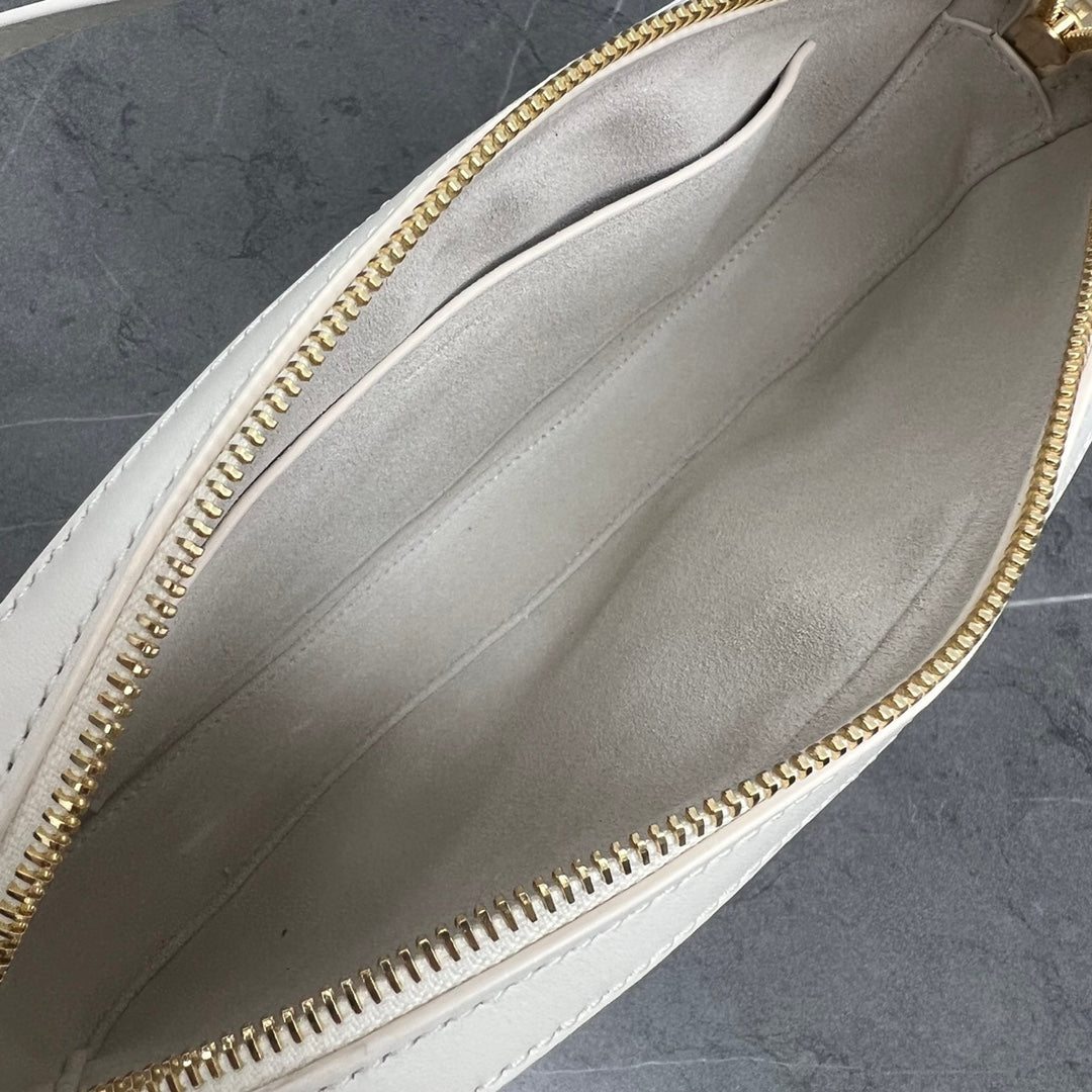 Top Quality Camera Shoulder Bag Cuir Triomphe White For Women 10in/26cm