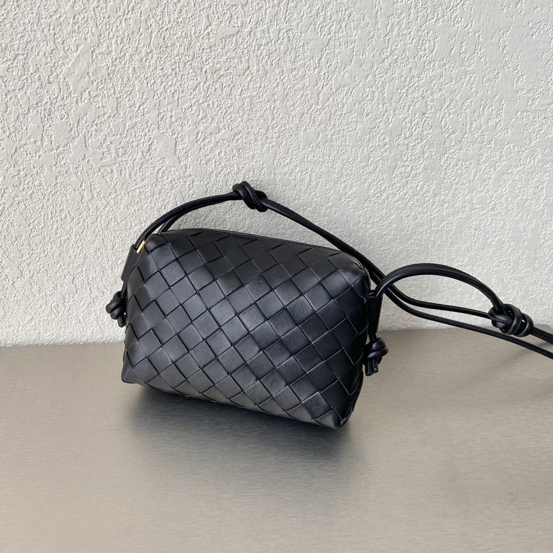 Top Quality Mini Loop Camera Bag Black, For Women, Women’s Bags 6.7in/17cm 680254V1G118425
