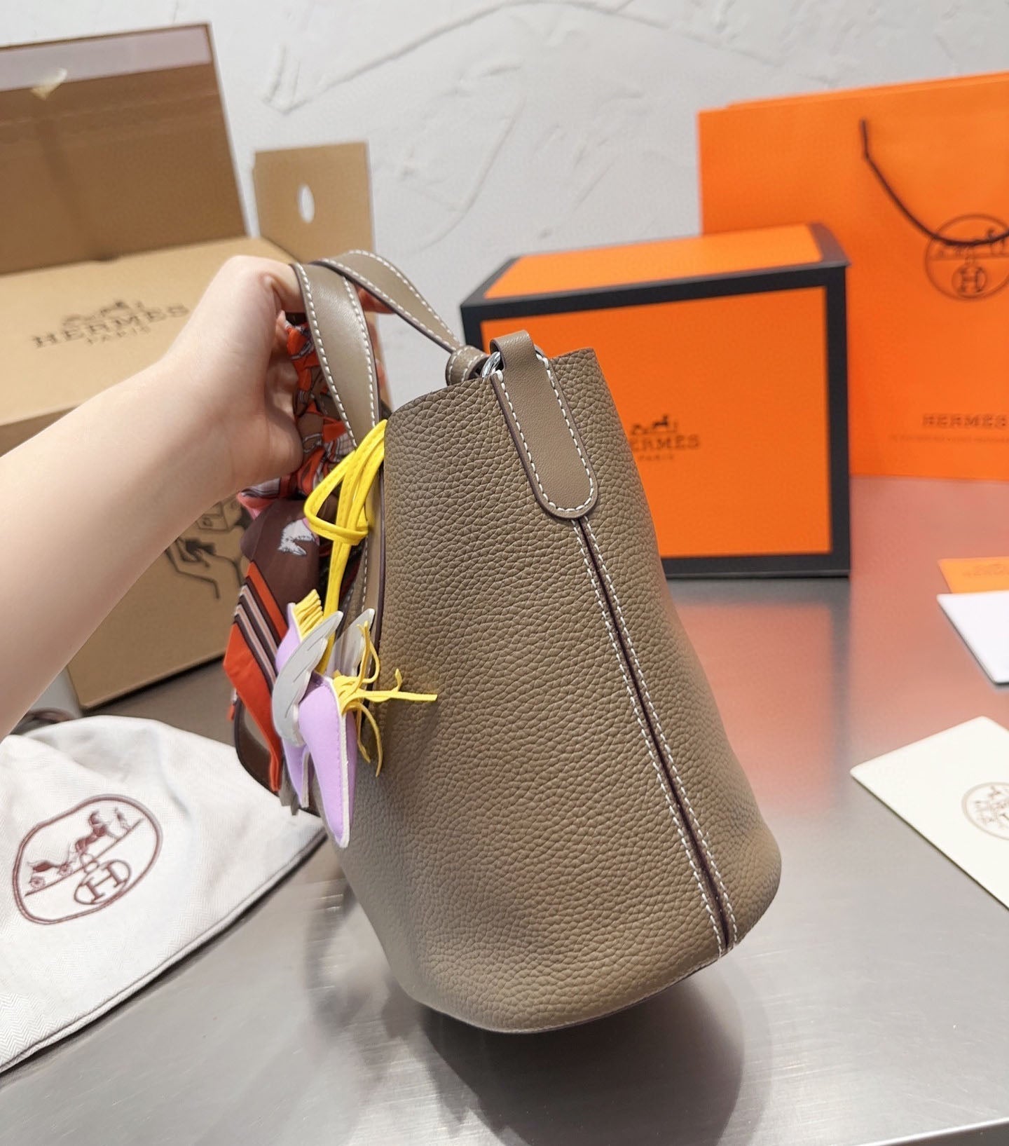 EN - New 1:1 rep  Bags HM 135