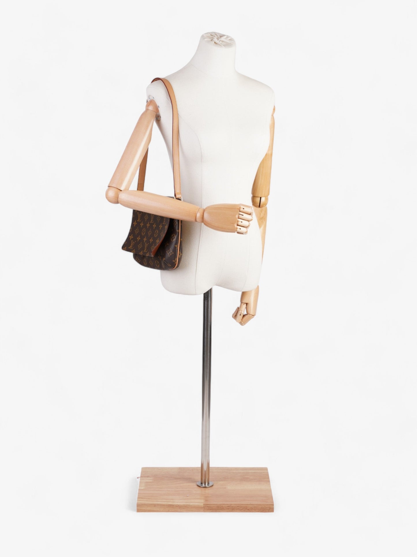 Louis Vuitton M tte Tango Monogram Coated Canvas