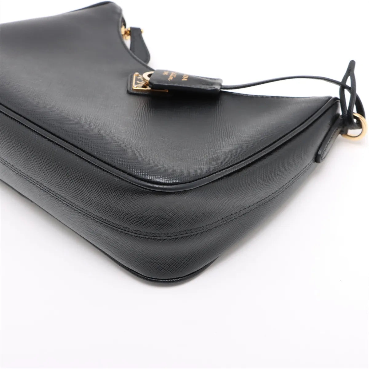 Prada Black Saffiano Leather and Re-Nylon Re-Edition 2005 Shoulder Bag [Clearance Sale]