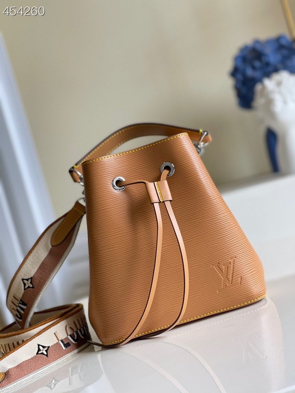 Top Quality NeoNoe BB Bucket Bag Honey Gold For Women,  Shoulder And Crossbody Bags 7.9in/20cm Top Quality M57706