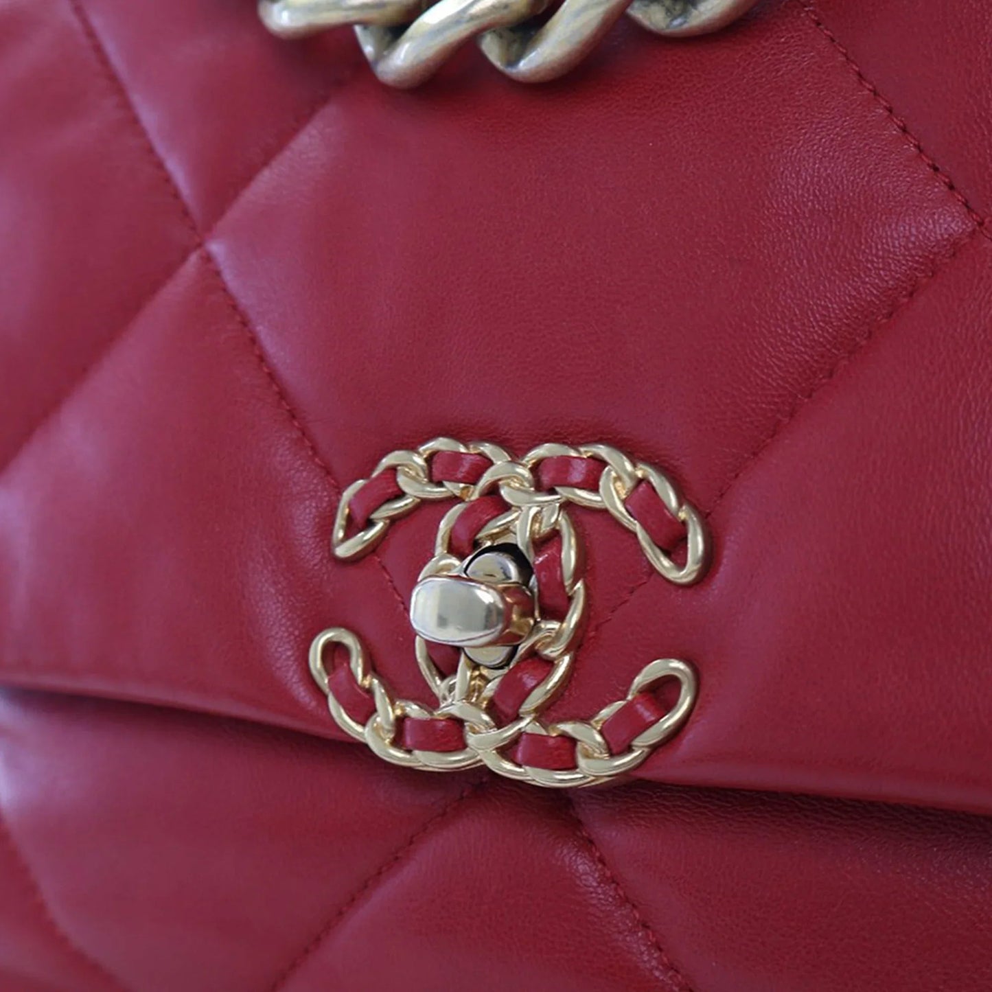 Red Chanel Large Lambskin 19 Flap Satchel