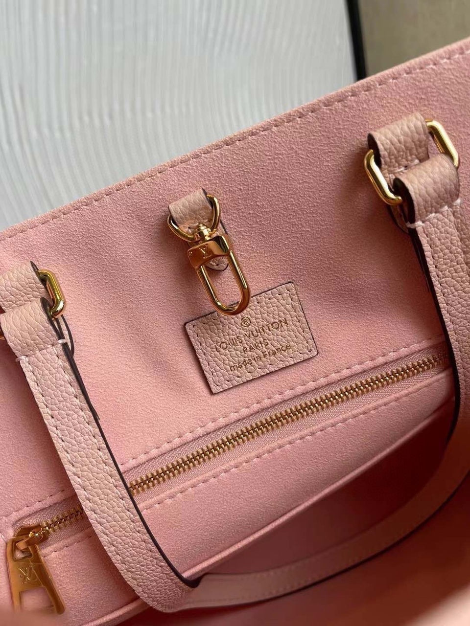 Top Quality OnTheGo MM Monogram Empreinte Cream For Women 34cm Top Quality M45717