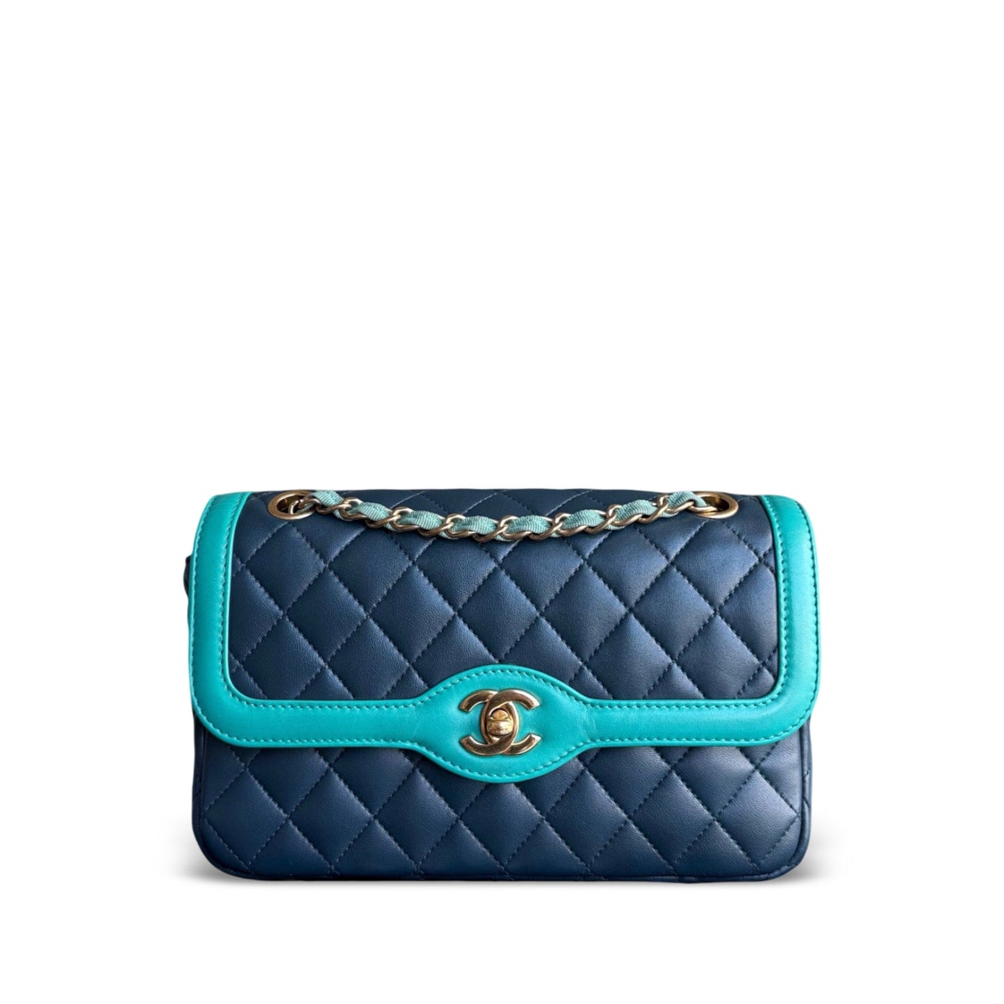 Chanel Seasonal Two-tone Flap Small - Quilted Lambskin Pink Burgundy Gold Hardware Series 23