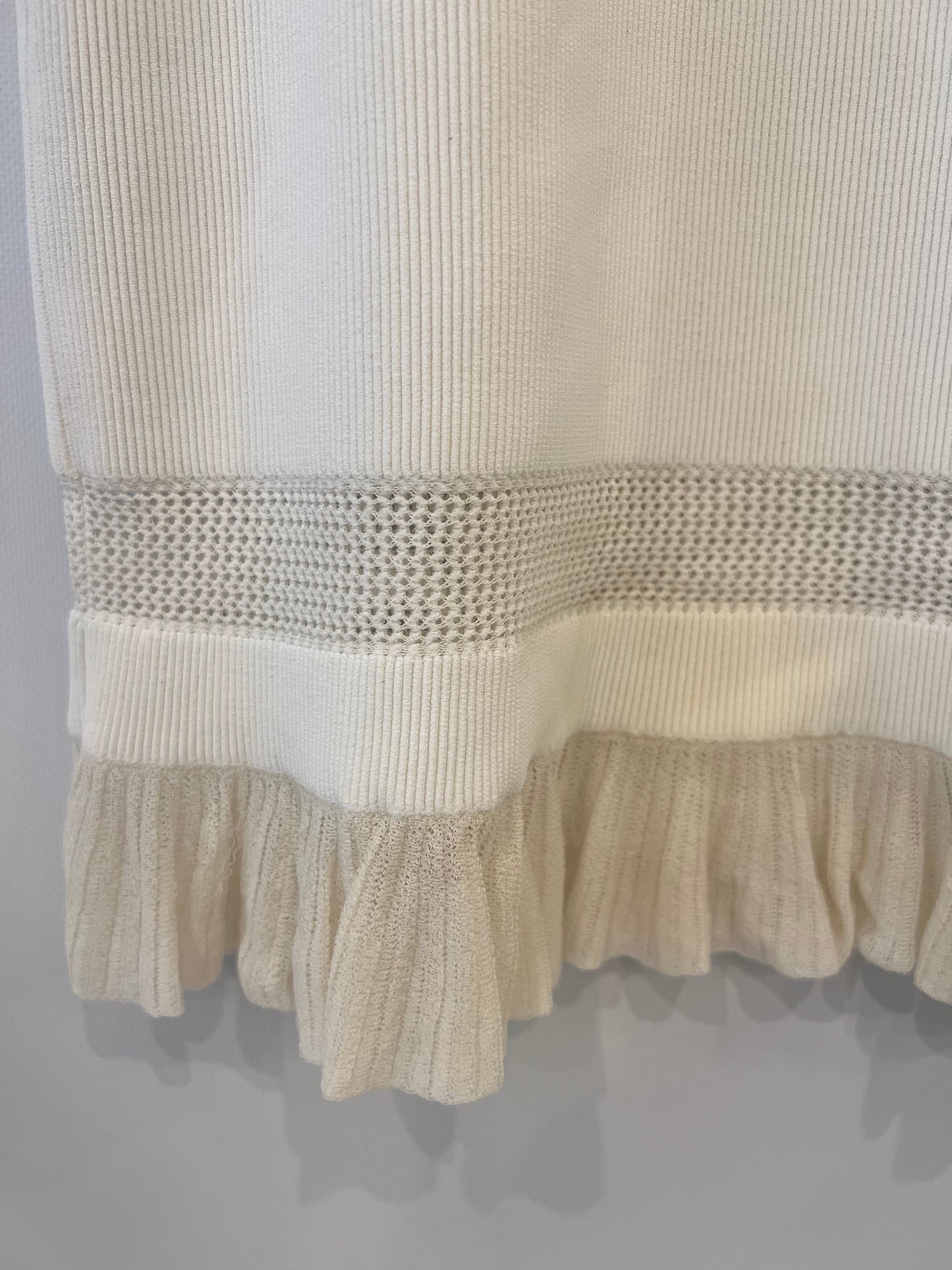 Ala•a White Ribbed Sleeveless Mini Dress with Knit and Frill Details Size FR 38 (UK 10)