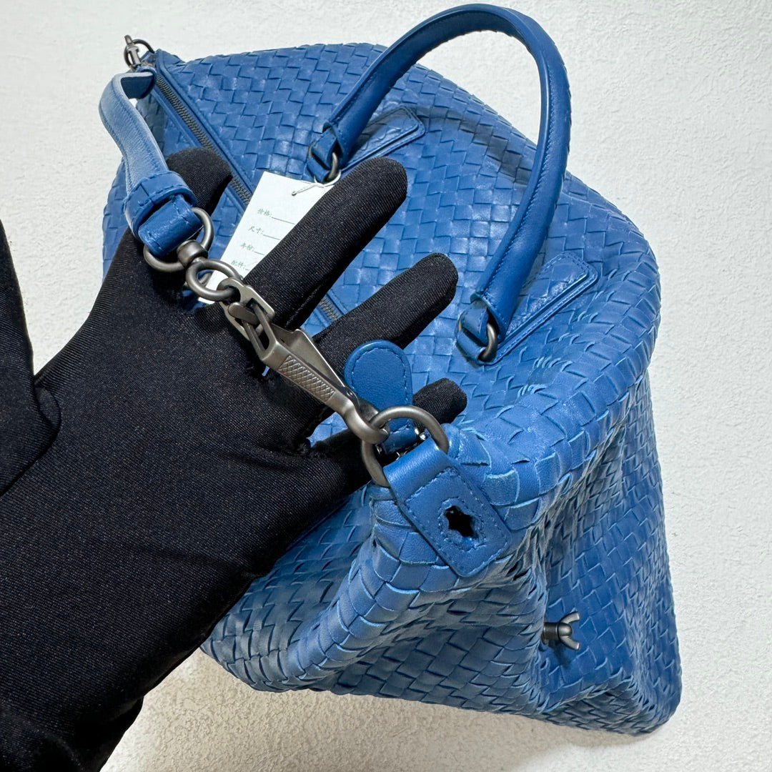 Bottega Veneta Maxi Convertible Tote Bag Hobo Navy Leather Two-way Carry 50cm