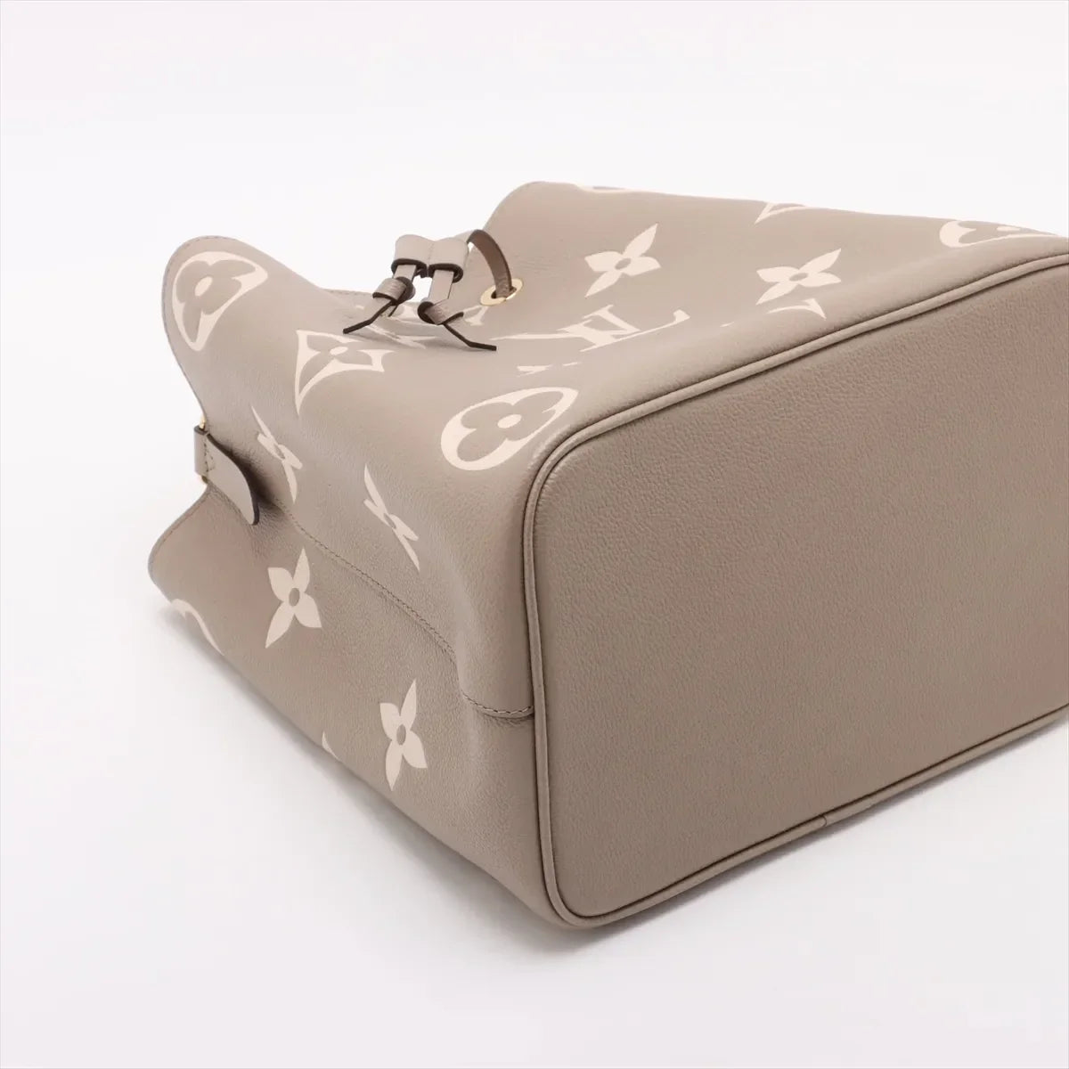 Louis Vuitton Tourterelle Bicolor Monogram Empreinte Leather Neonoe MM [Clearance Sale]