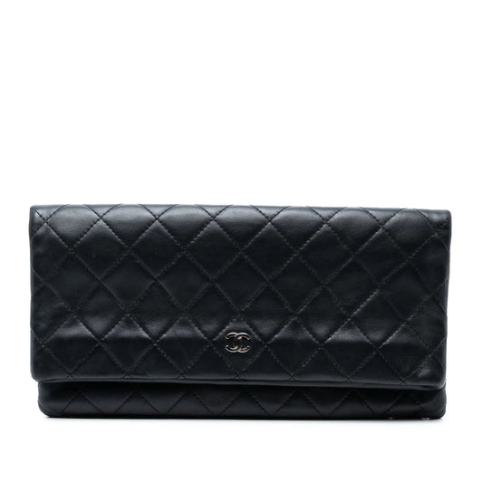 Black Chanel Quilted Lambskin CC Beauty Foldover Clutch