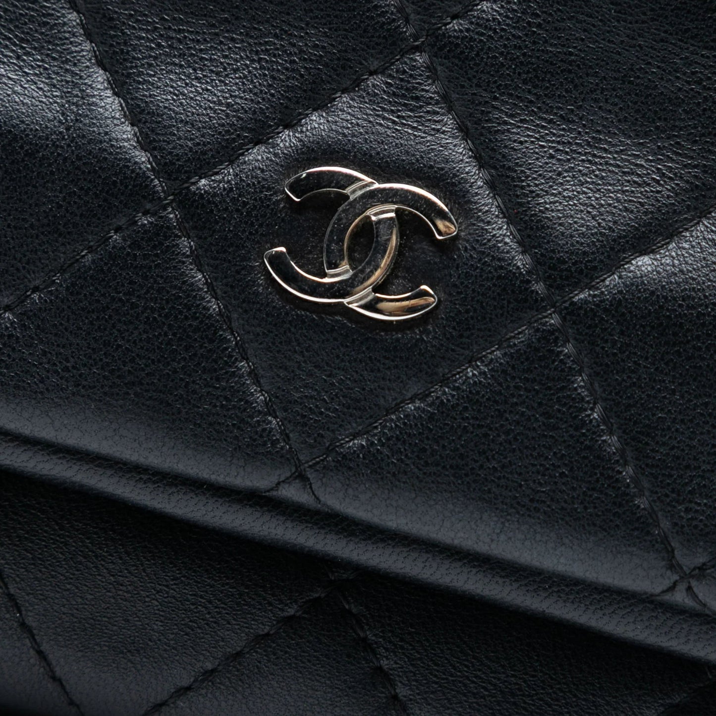 Black Chanel Quilted Lambskin CC Beauty Foldover Clutch