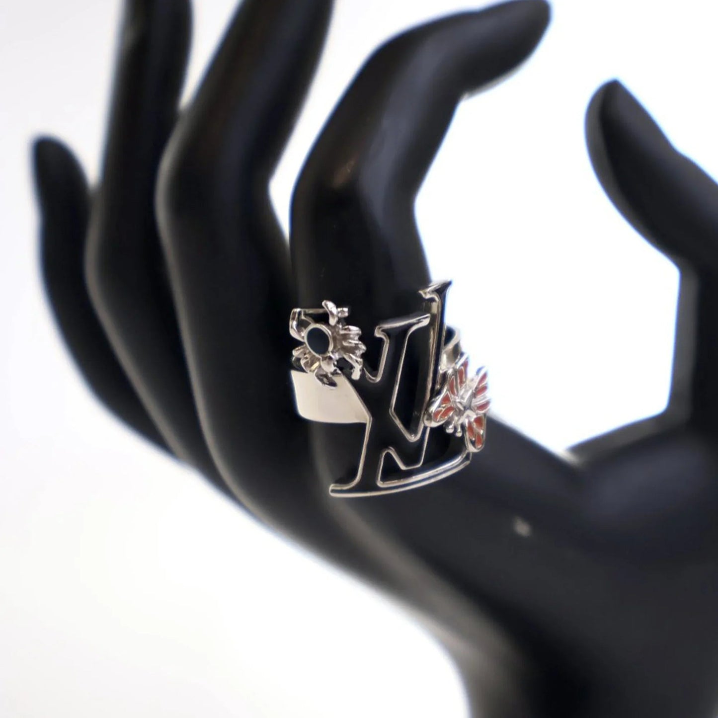 Silver Louis Vuitton Palladium Plated Enamel Fairytale Cocktail Ring