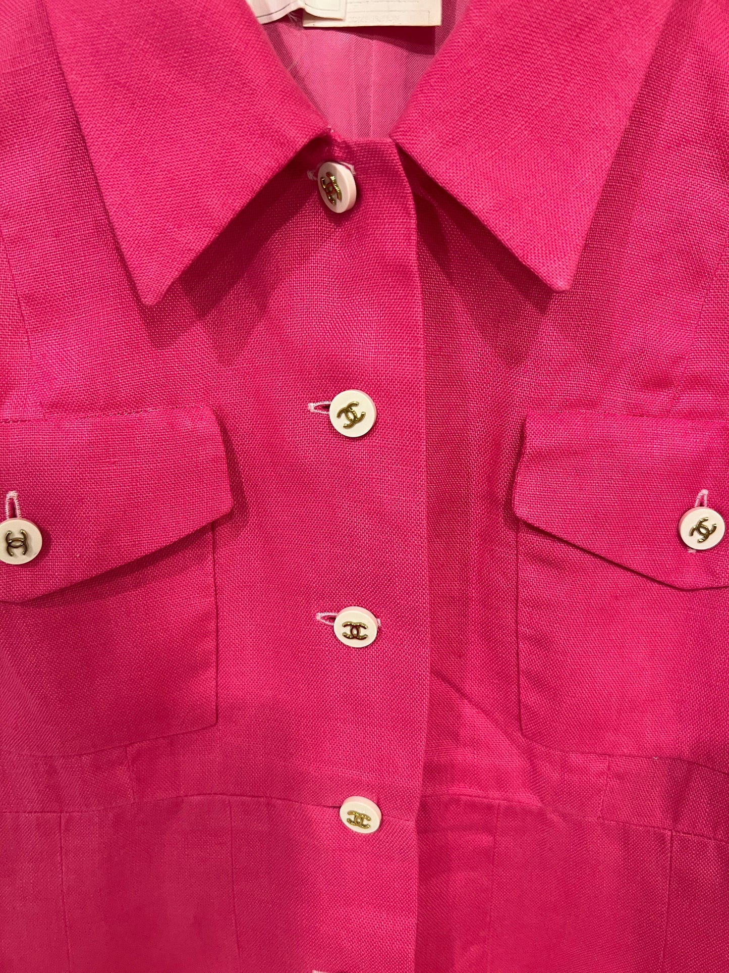 Chanel 95/P   Barbie Pink Linen Mini Dress and Cropped Jacket Set with Gold CC Logo Buttons Size FR 38 (UK 10)