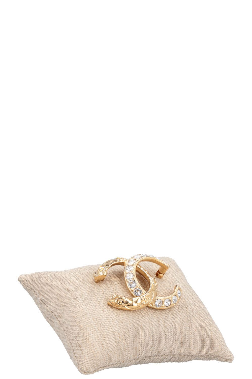 CHANEL CC Brooch Crystals Gold