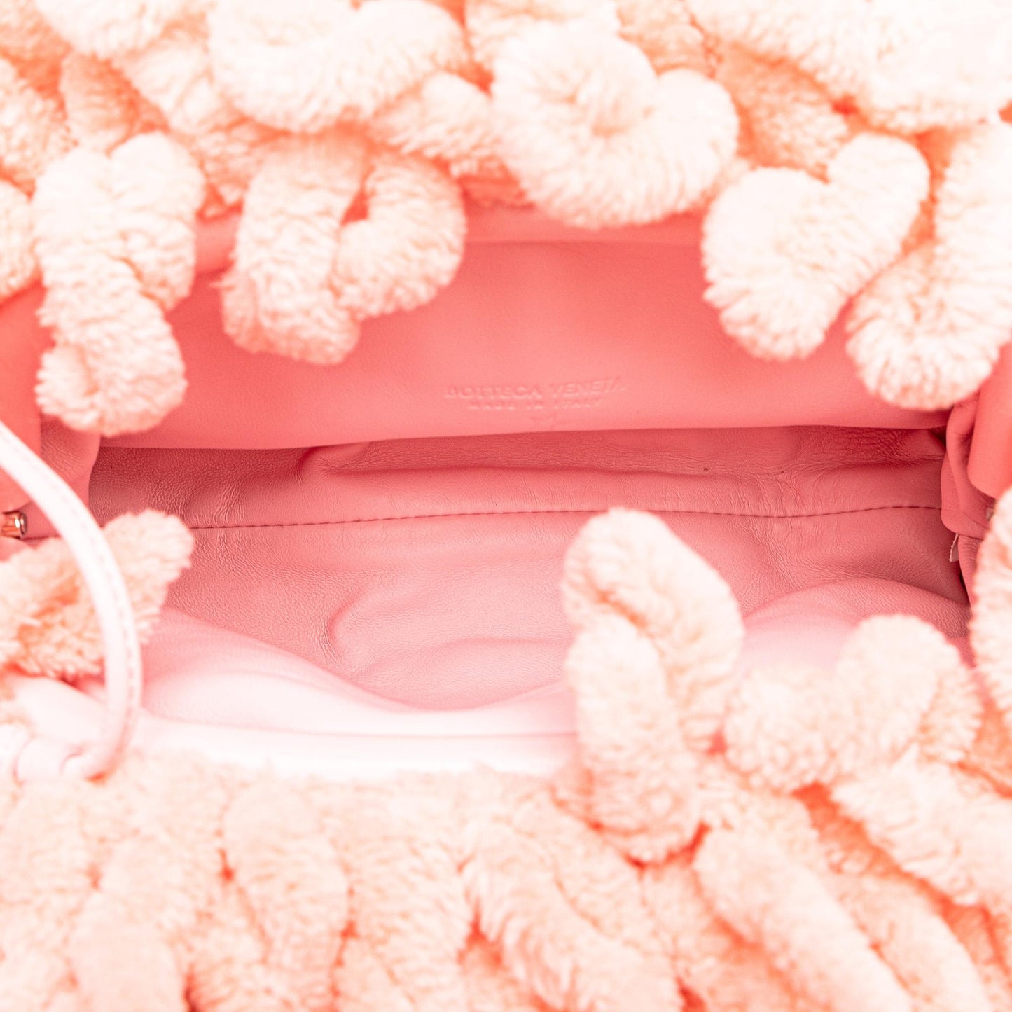 Luxury Bottega Veneta Chenille The Mini Pouch (SHG-WqxL1V)