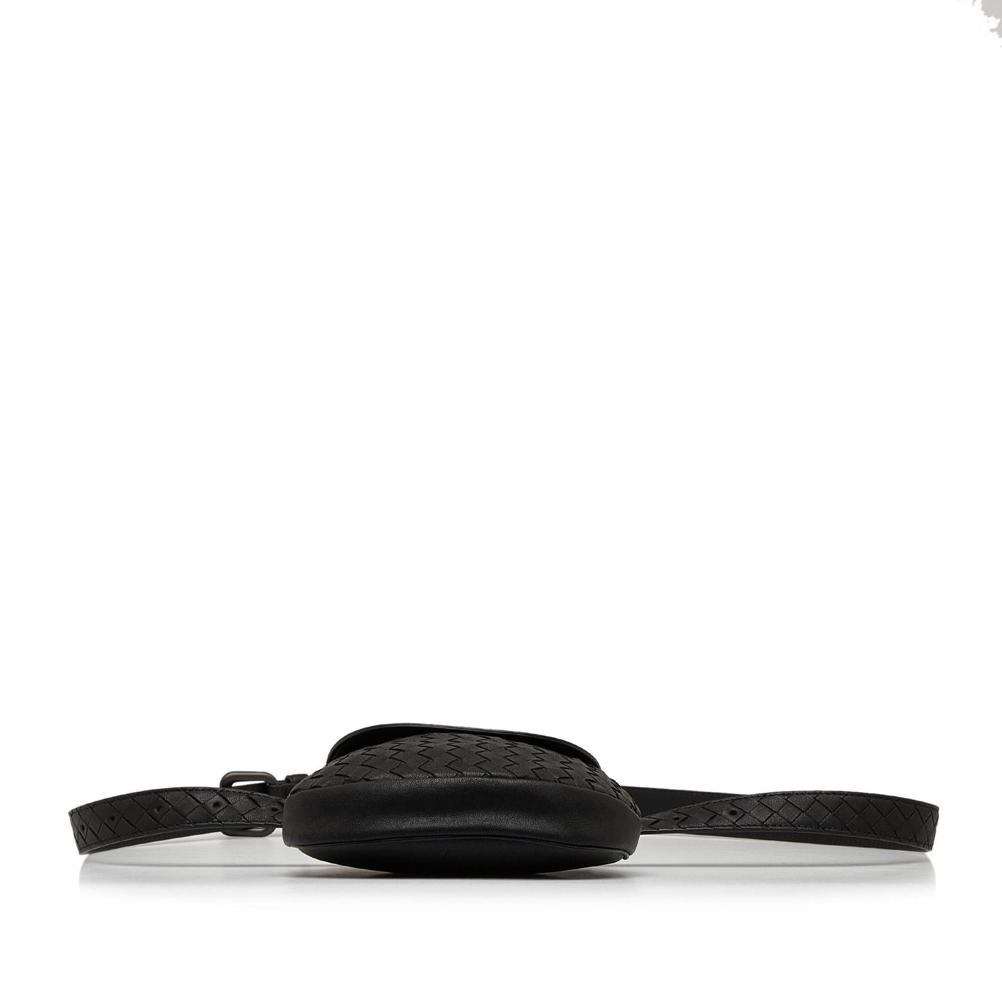 Luxury Bottega Veneta Intrecciato Flap Belt Bag (SHG-kTLVHx)
