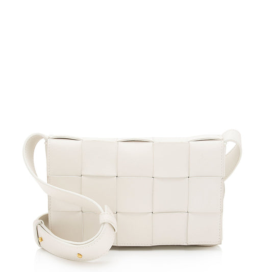 Luxury Bottega Veneta Lambskin Cassette Small Crossbody (SHF-auHh2S)