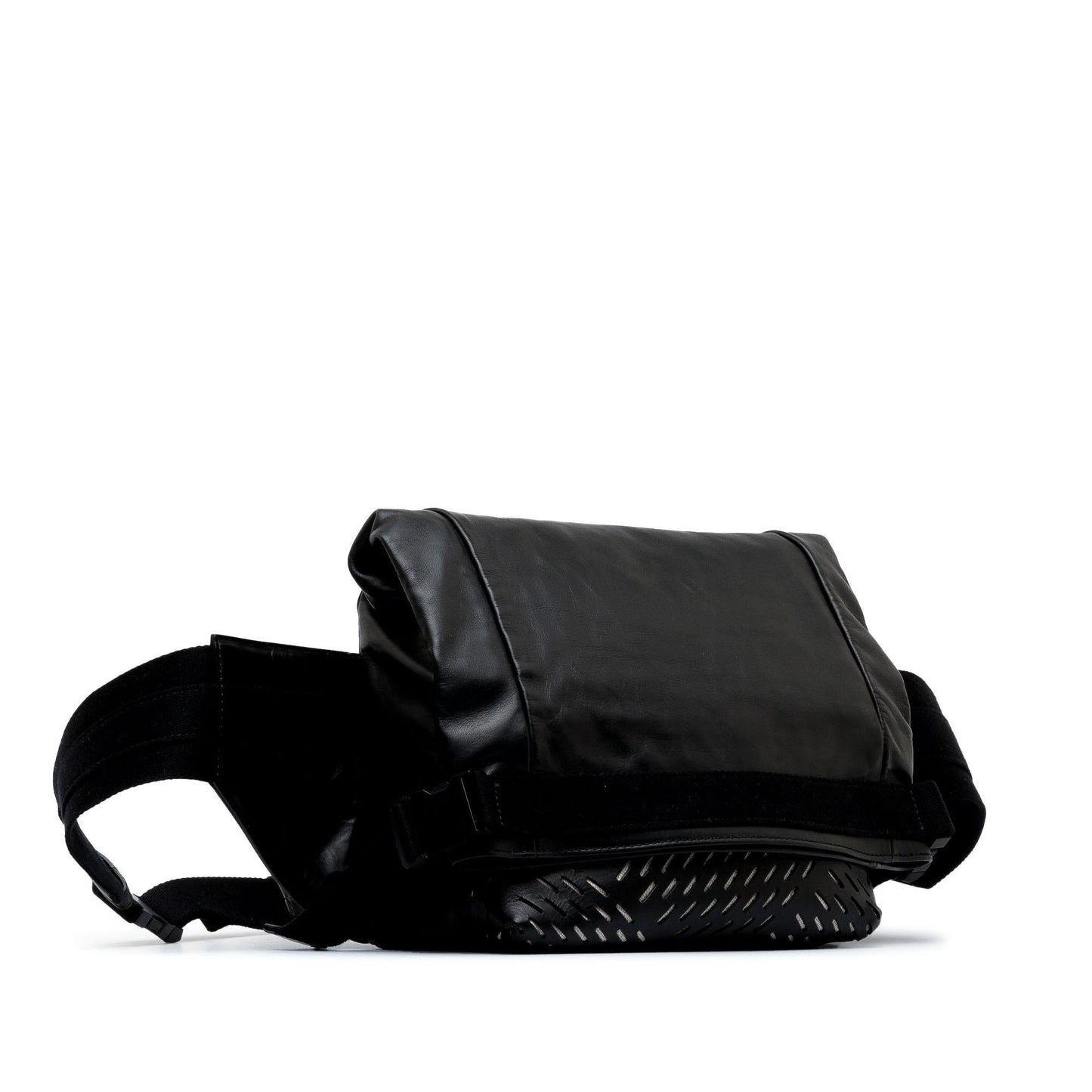 Luxury Bottega Veneta Perforated Leather Belt Bag (SHG-UU5Kic)