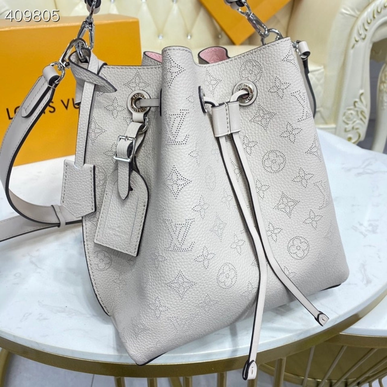 Top Quality Muria Bucket Bag Snow White For Women,  Shoulder And Crossbody Bags 9.8in/25cm Top Quality M58483